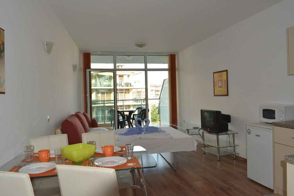 Julia Family Apartments Σάνι Μπιτς Εξωτερικό φωτογραφία