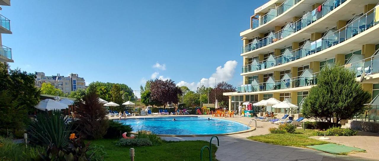 Julia Family Apartments Σάνι Μπιτς Εξωτερικό φωτογραφία