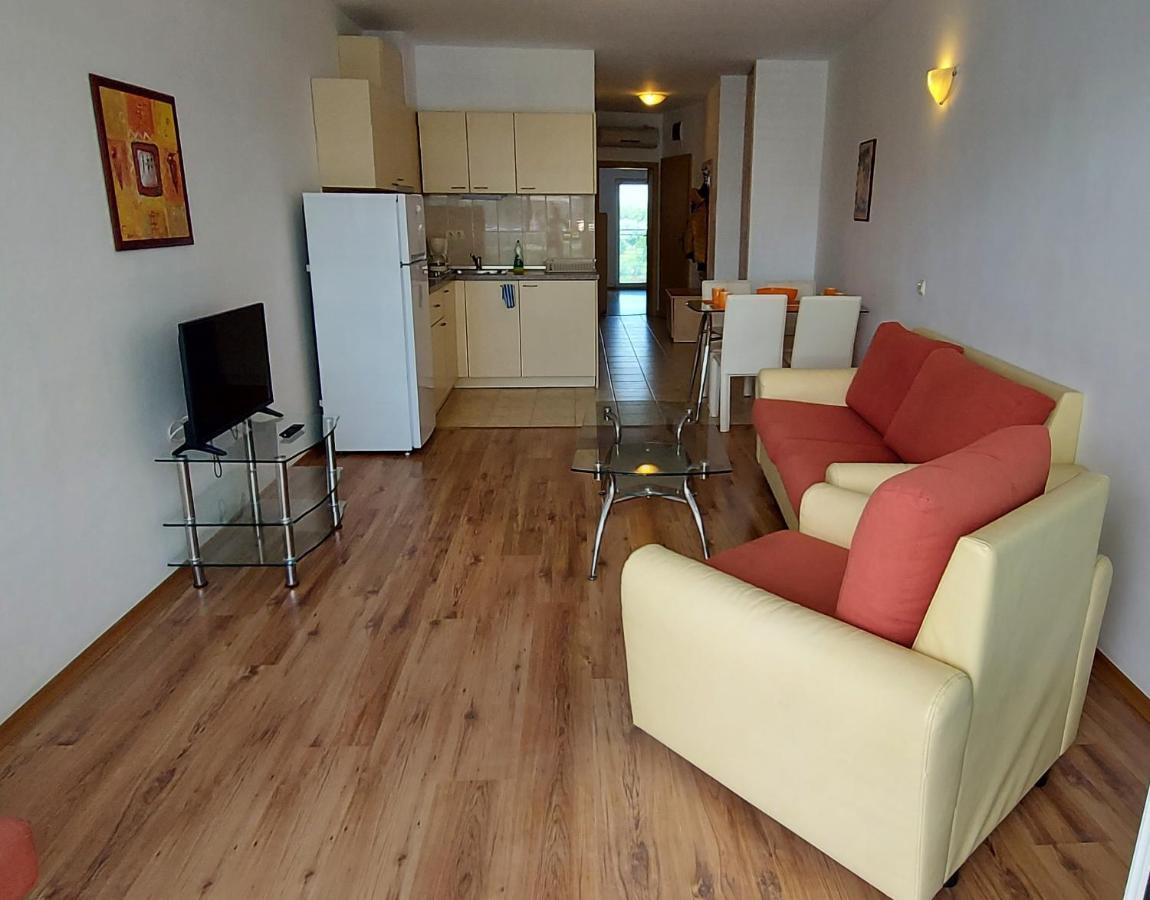 Julia Family Apartments Σάνι Μπιτς Εξωτερικό φωτογραφία