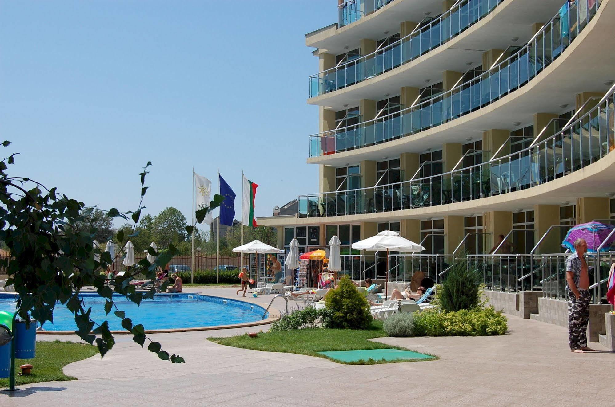 Julia Family Apartments Σάνι Μπιτς Εξωτερικό φωτογραφία