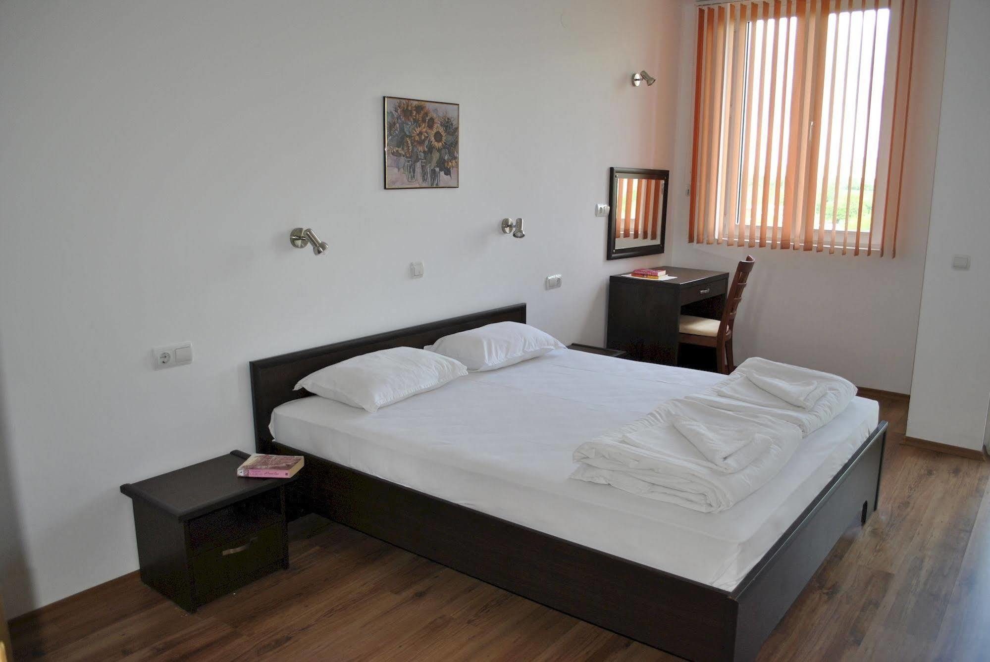 Julia Family Apartments Σάνι Μπιτς Εξωτερικό φωτογραφία