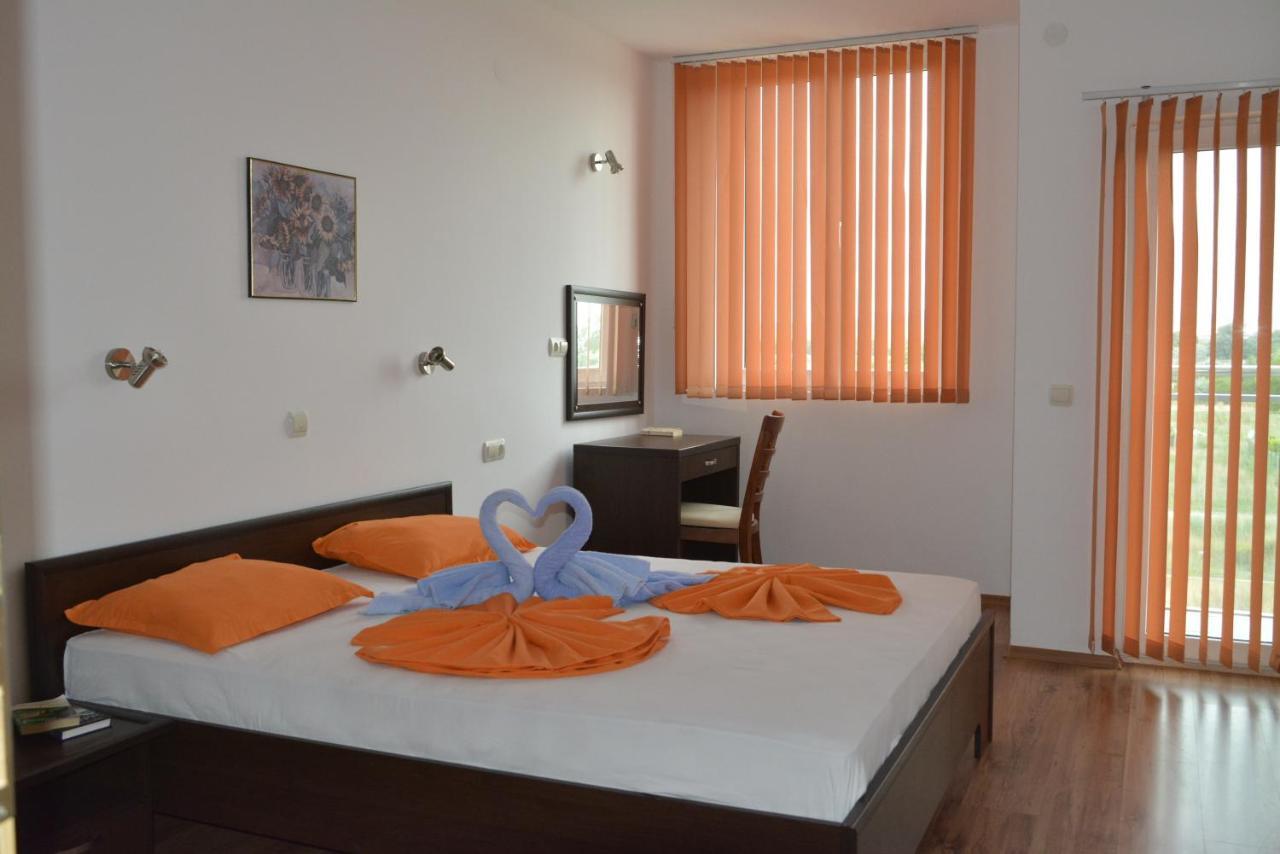 Julia Family Apartments Σάνι Μπιτς Εξωτερικό φωτογραφία